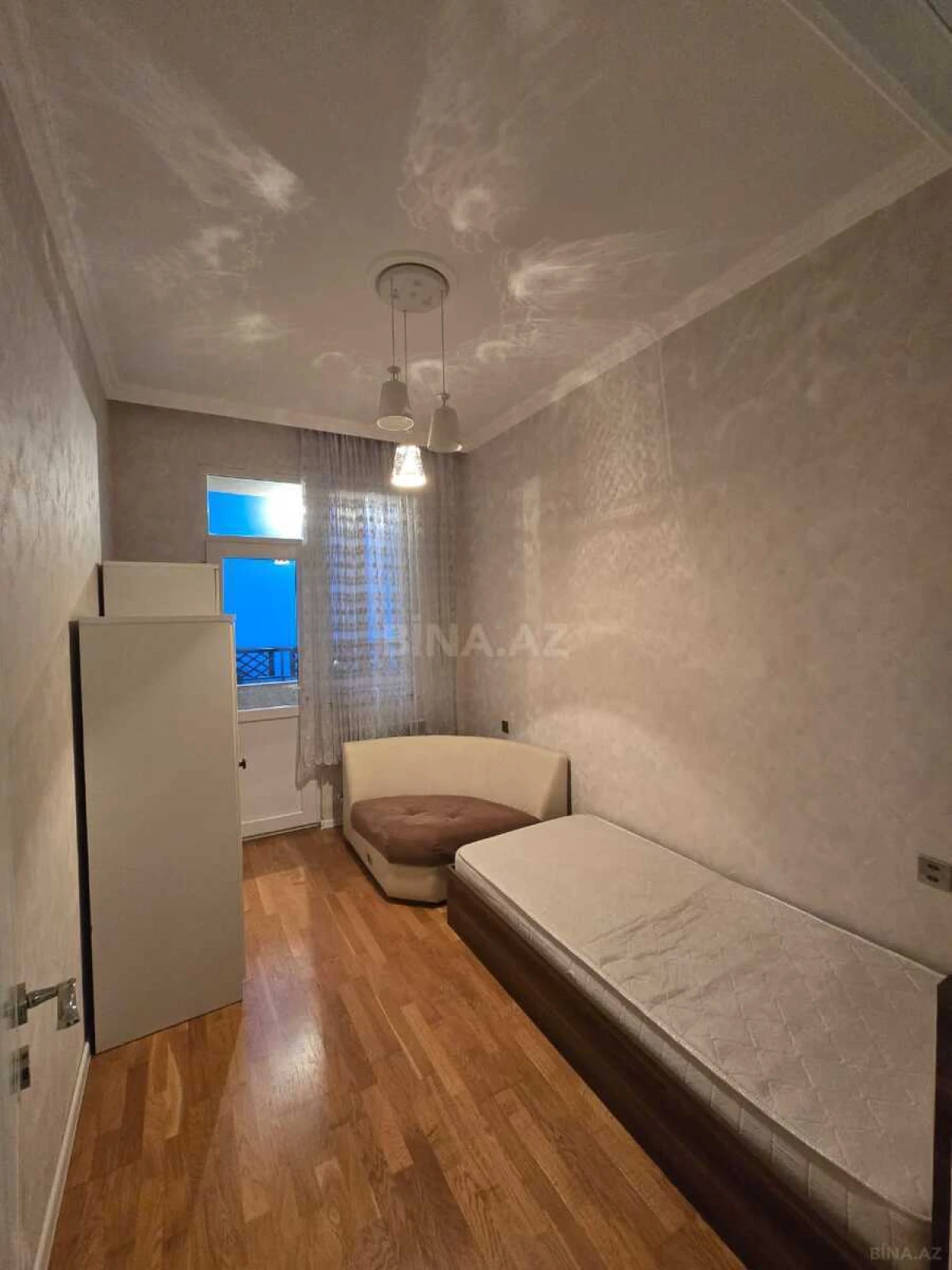 Satılır 3 otaqlı mənzil 70 m²
