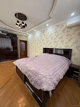 Satılır 3 otaqlı mənzil 128 m²