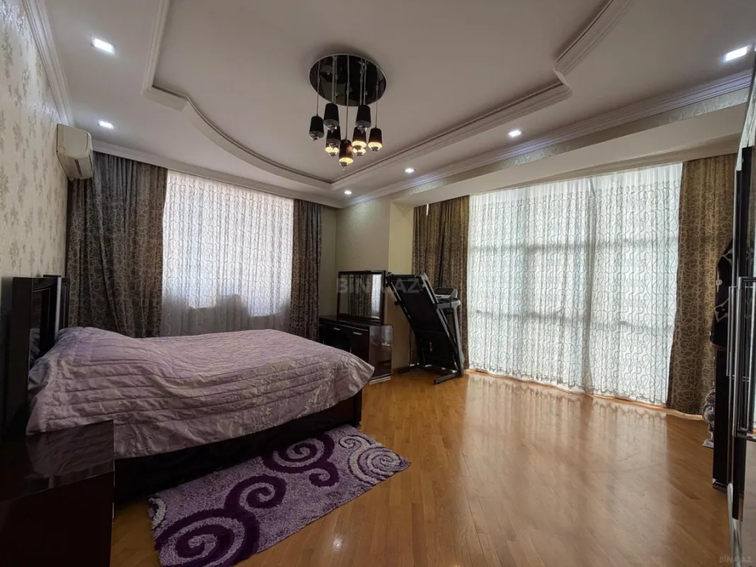 Satılır 3 otaqlı mənzil 128 m²