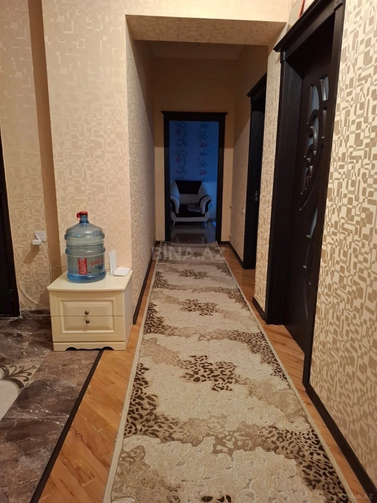 Satılır 3 otaqlı mənzil 105 m²