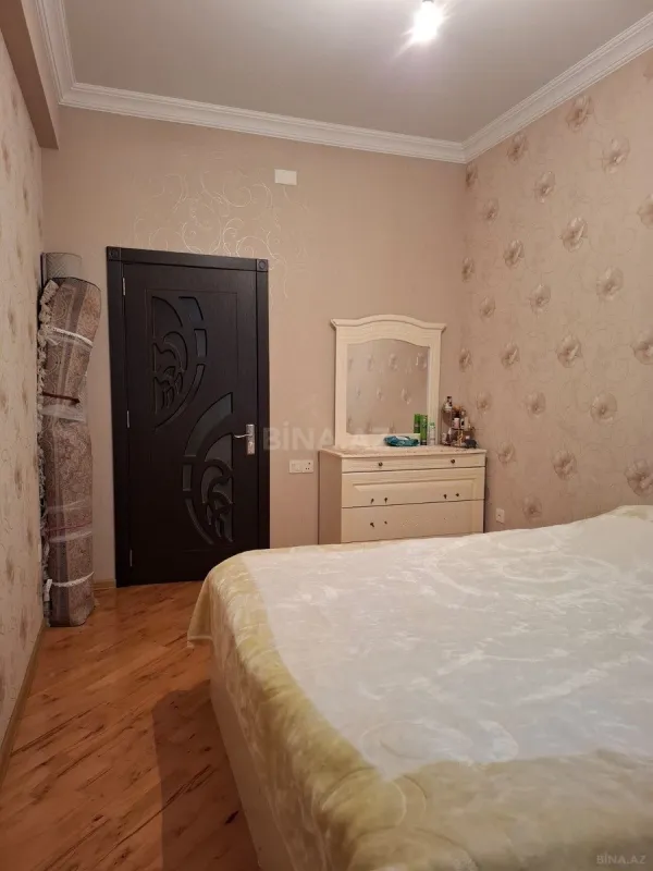 Satılır 3 otaqlı mənzil 105 m²