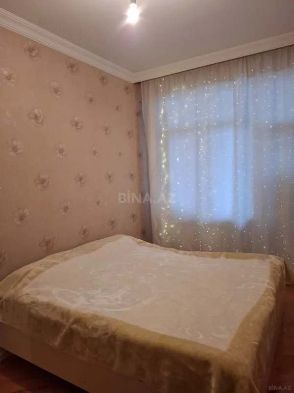 Satılır 3 otaqlı mənzil 105 m²