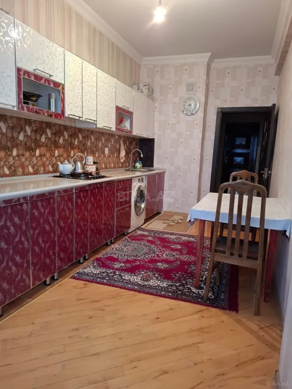 Satılır 3 otaqlı mənzil 105 m²
