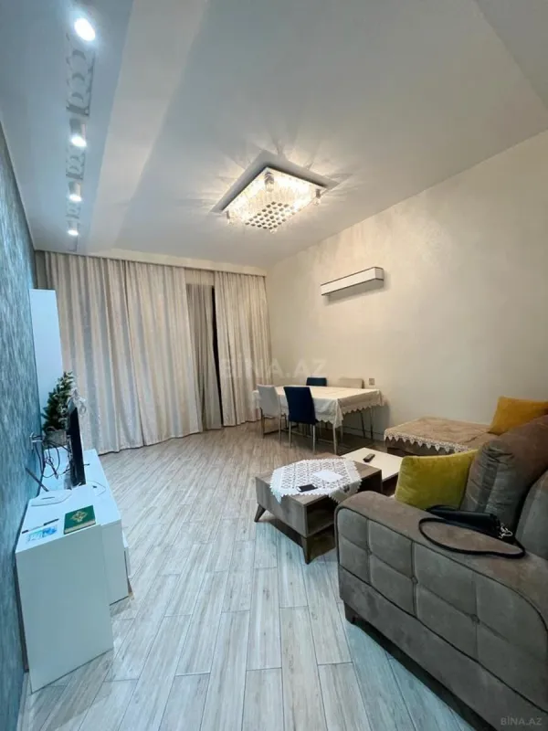 Kirayə verilir 2 otaqlı mənzil 100 m²