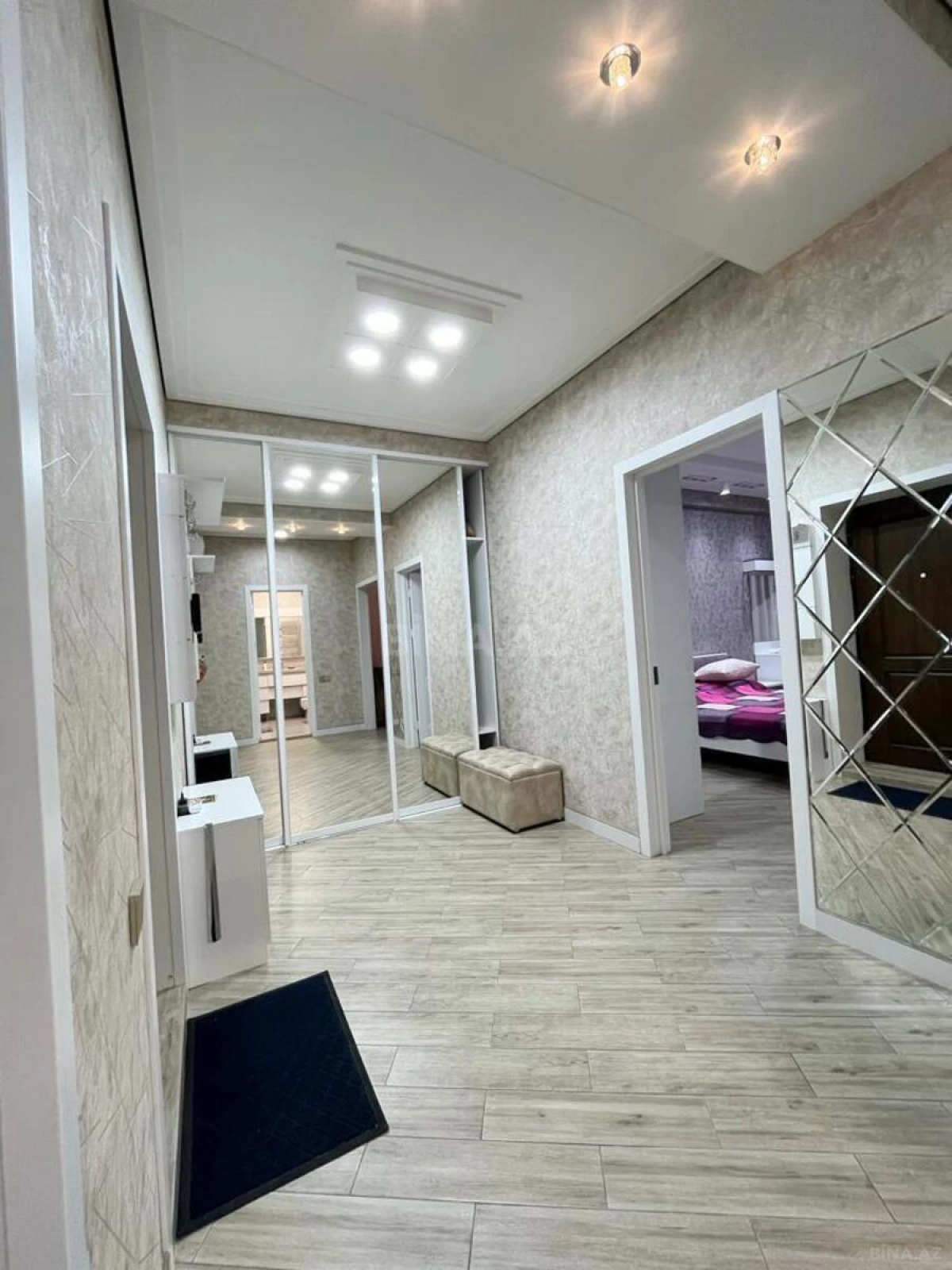 Kirayə verilir 2 otaqlı mənzil 100 m²