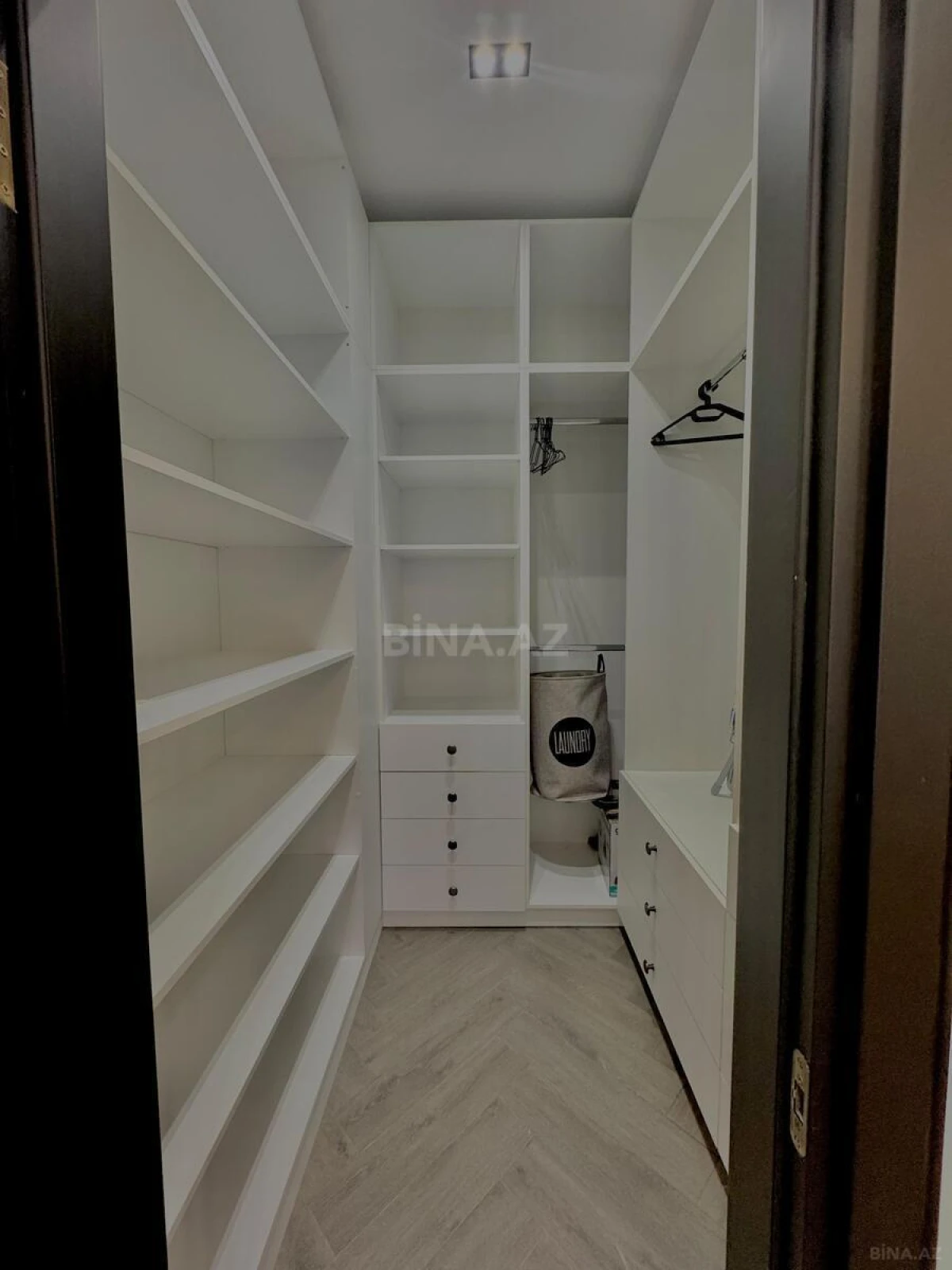 Kirayə verilir 3 otaqlı mənzil 140 m²