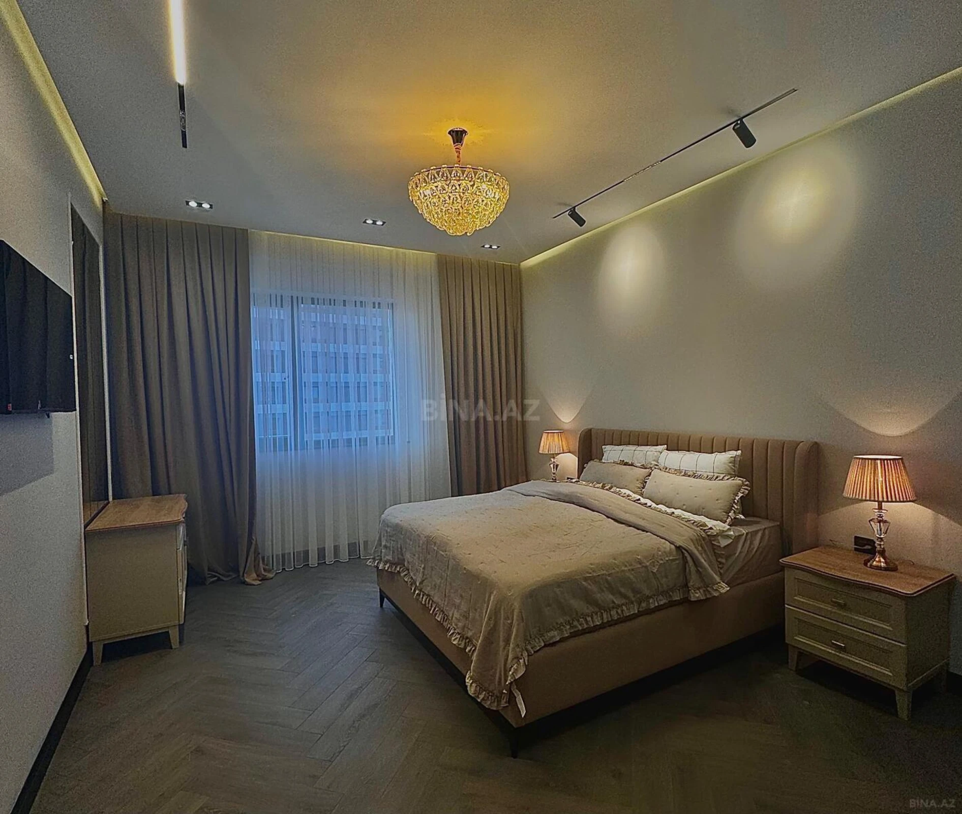 Kirayə verilir 3 otaqlı mənzil 140 m²