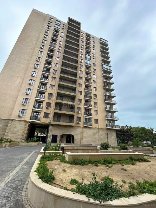 Satılır 2 otaqlı mənzil 67 m²