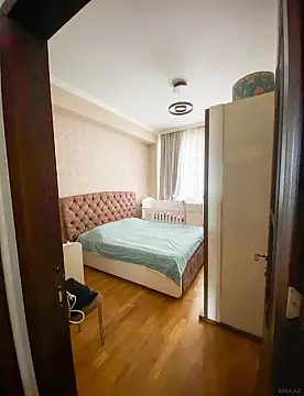 Satılır 2 otaqlı mənzil 67 m²