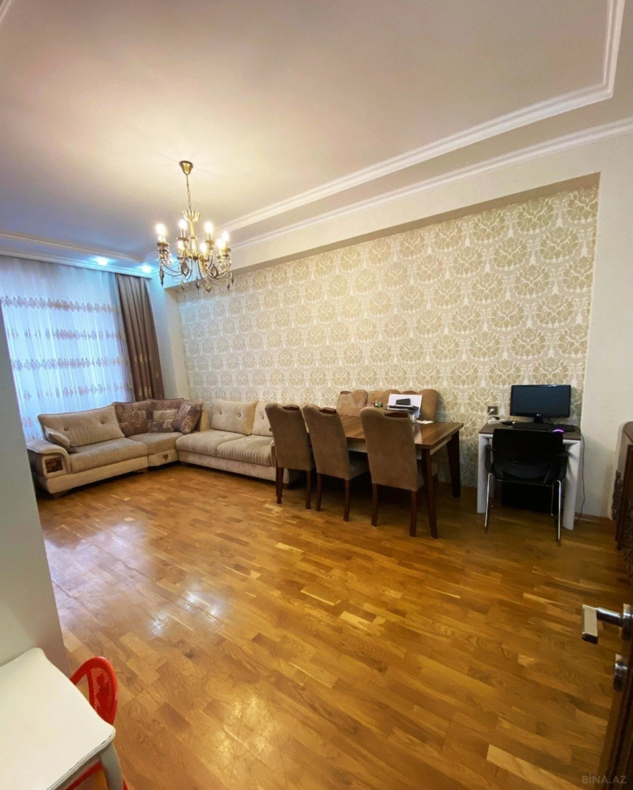 Satılır 2 otaqlı mənzil 67 m²