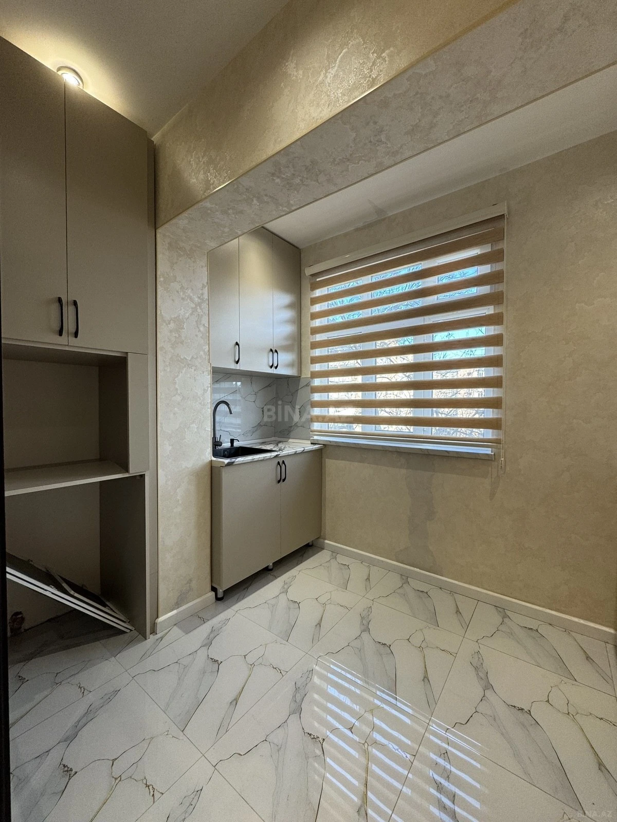 Satılır 2 otaqlı mənzil 45 m²