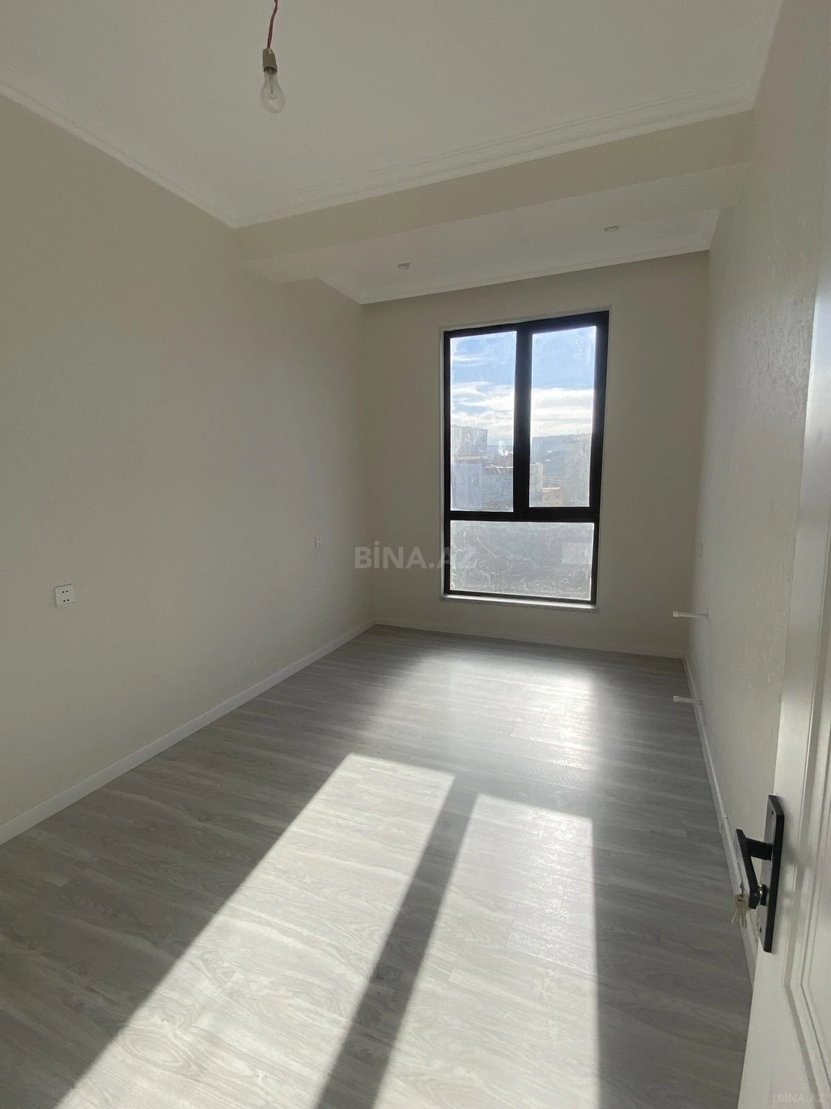 Satılır 2 otaqlı mənzil 54 m²