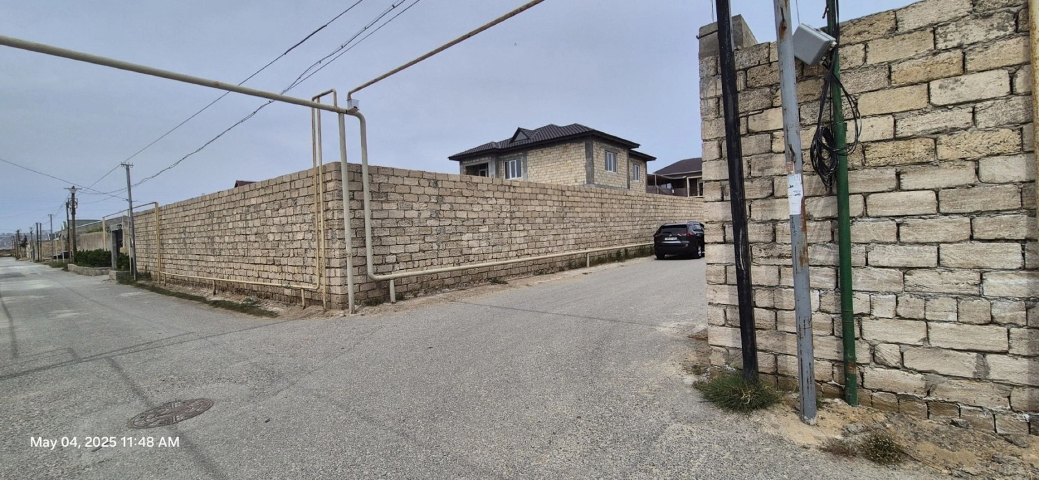 Satılır 8 otaqlı həyət evi 300 m²