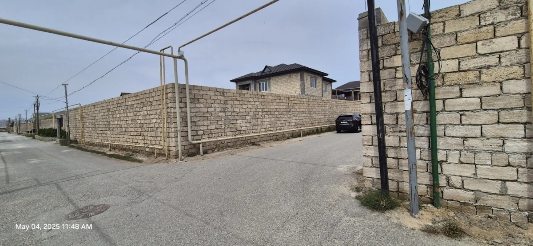Satılır 8 otaqlı həyət evi 300 m²