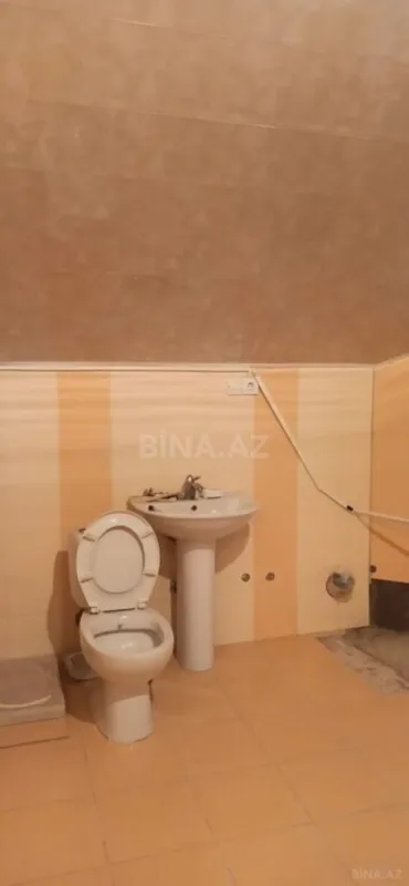 Kirayə verilir 9 otaqlı həyət evi 500 m²