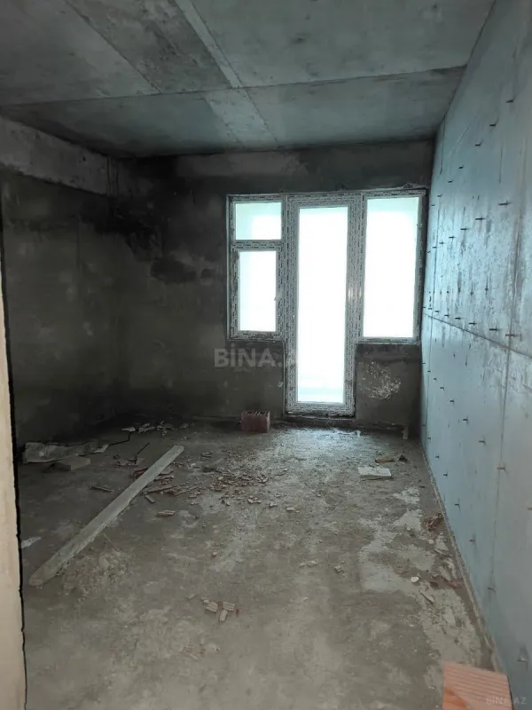 Satılır 2 otaqlı mənzil 92 m²