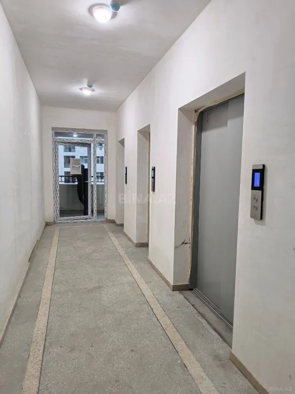 Satılır 2 otaqlı mənzil 92 m²