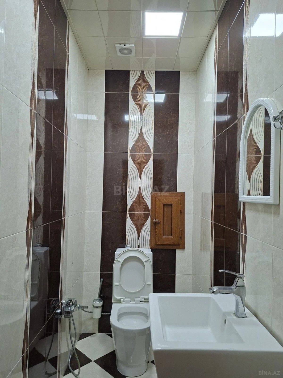 Kirayə verilir 3 otaqlı mənzil 140 m²