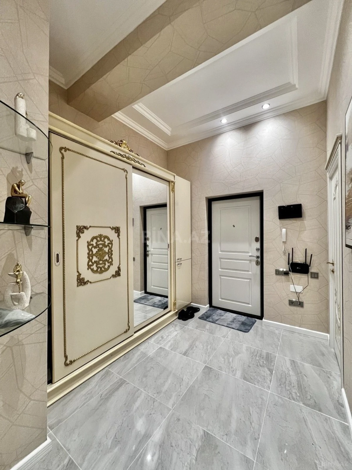 Satılır 2 otaqlı mənzil 58 m²