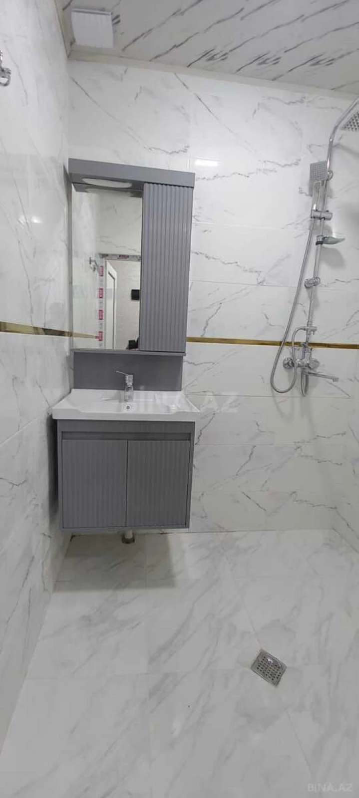 Satılır 3 otaqlı mənzil 70 m²