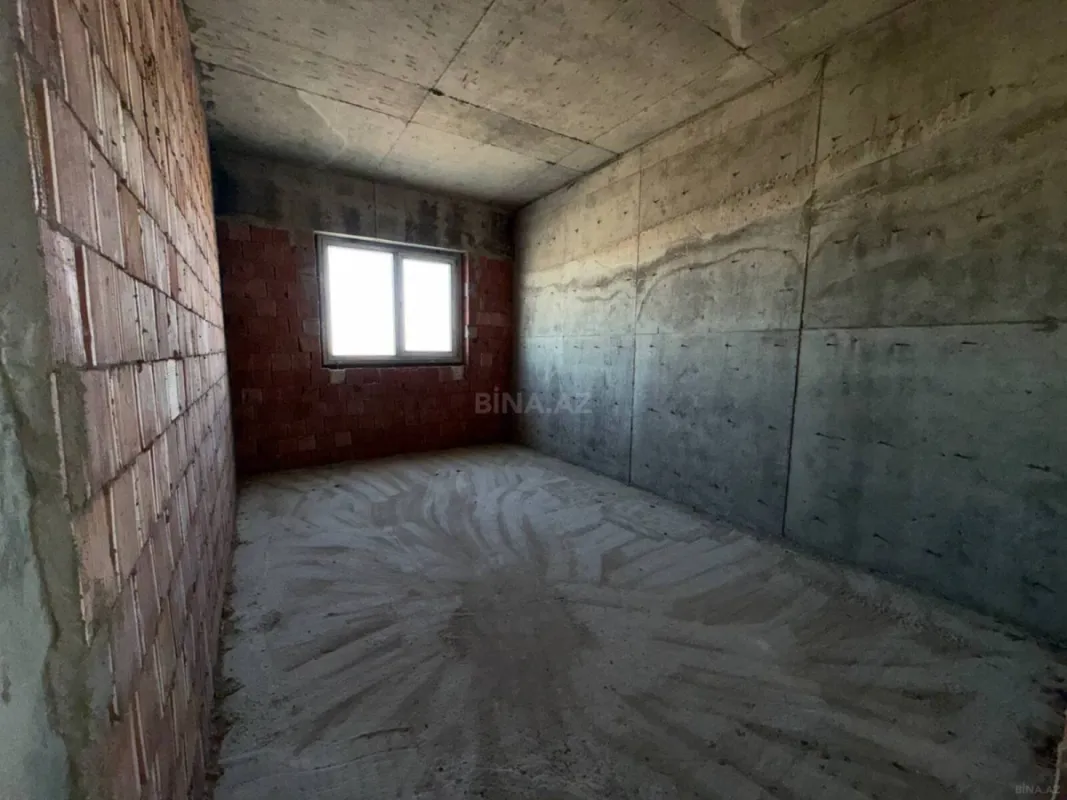 Satılır 3 otaqlı mənzil 157 m²