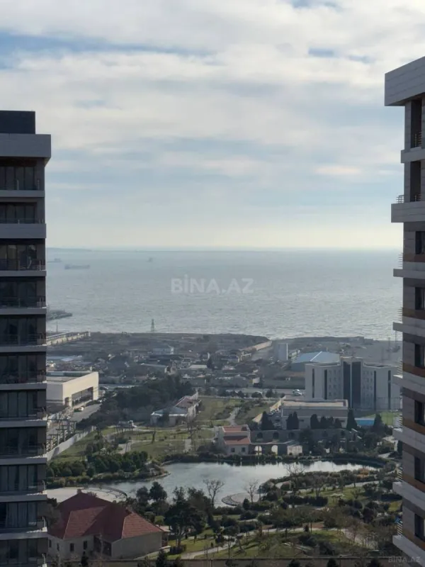 Satılır 3 otaqlı mənzil 157 m²