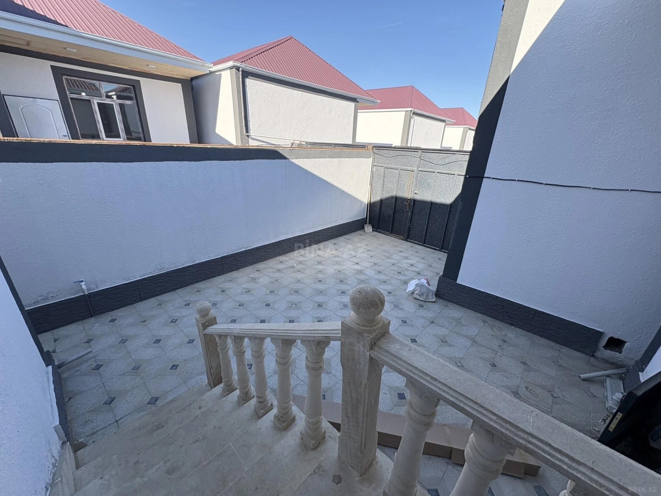 Satılır 2 otaqlı həyət evi 60 m²