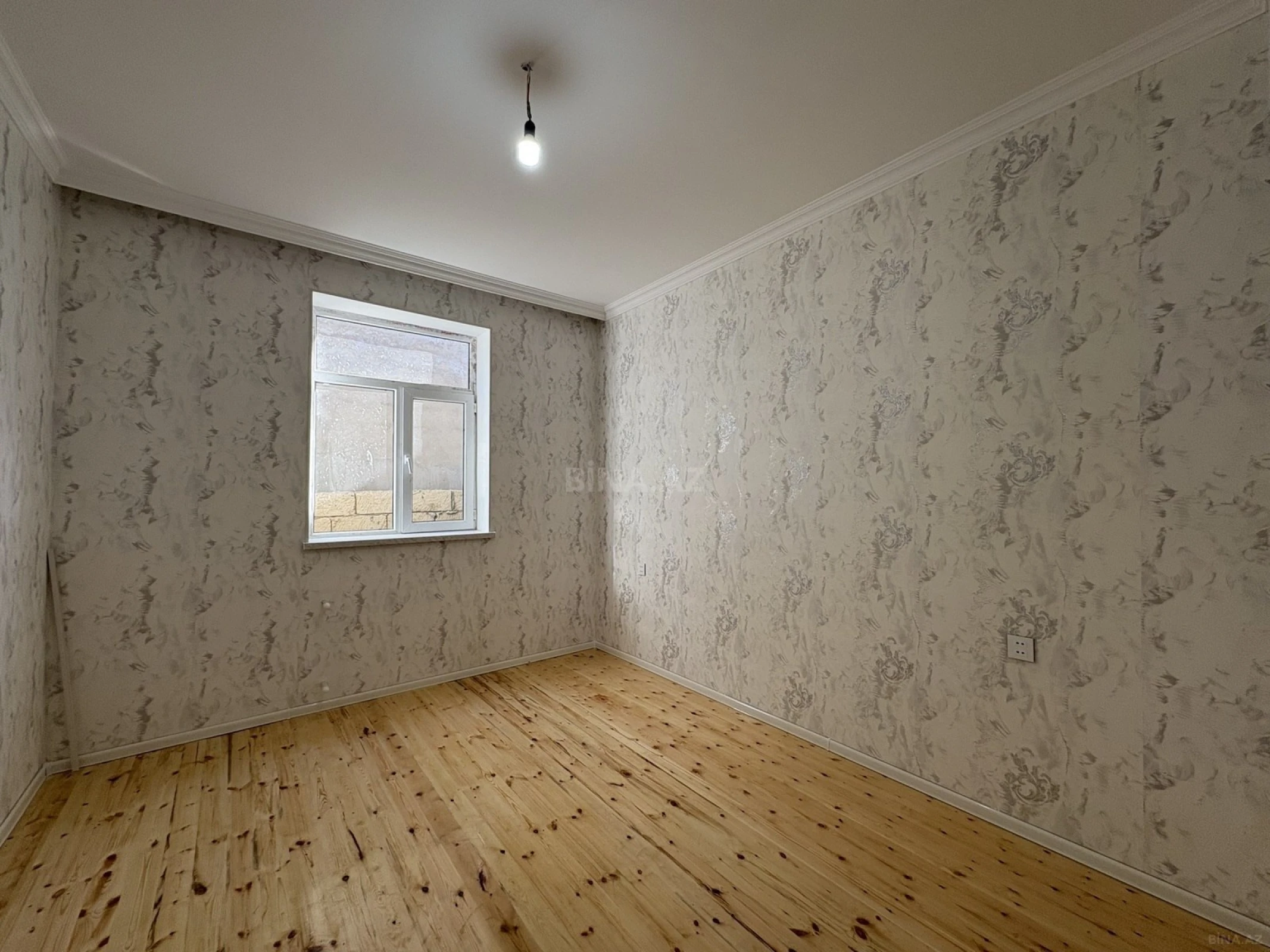 Satılır 2 otaqlı həyət evi 60 m²