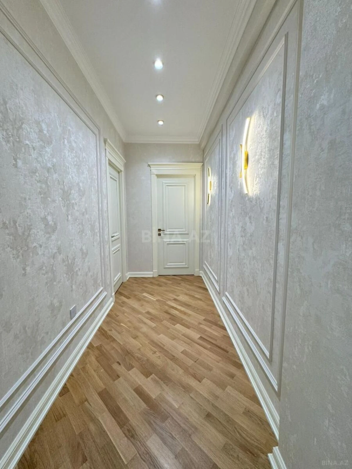 Satılır 2 otaqlı mənzil 80 m²
