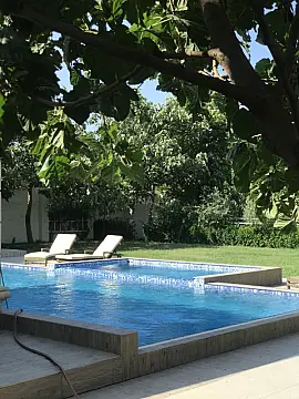 Satılır 5 otaqlı həyət evi 520 m²