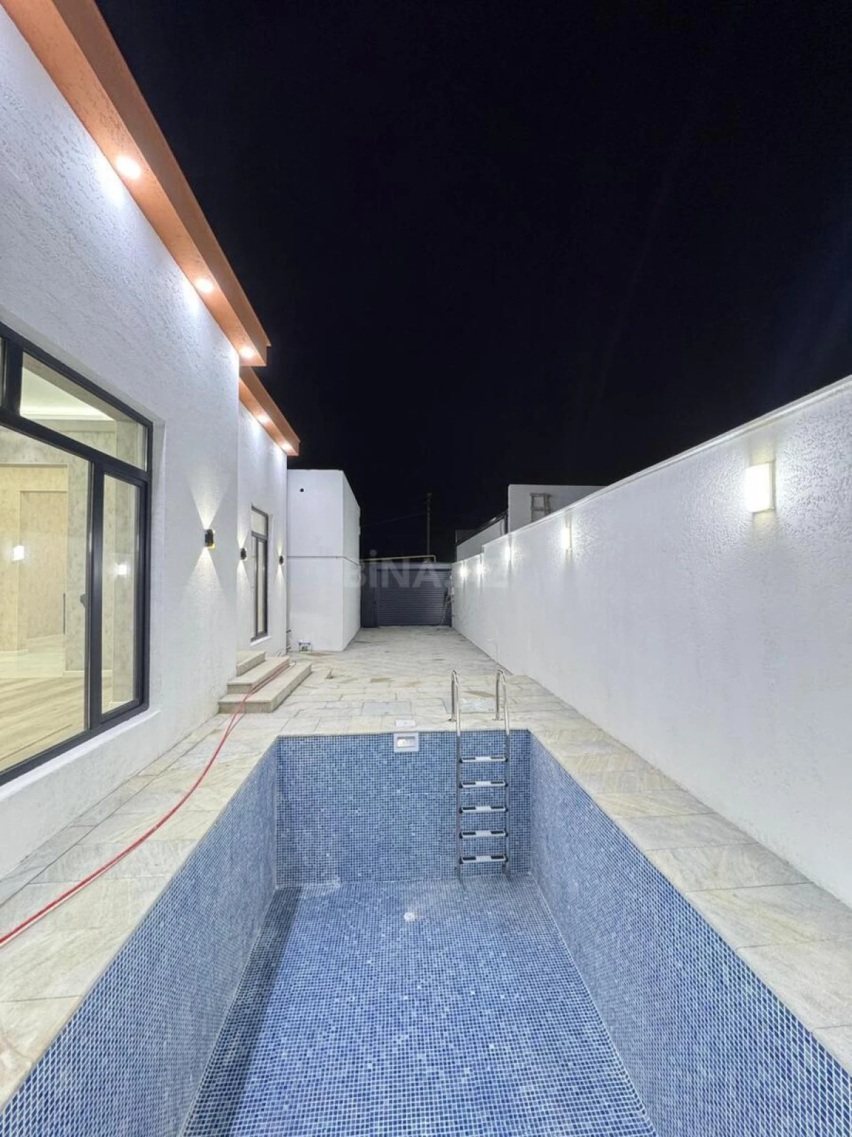 Satılır 4 otaqlı həyət evi 150 m²