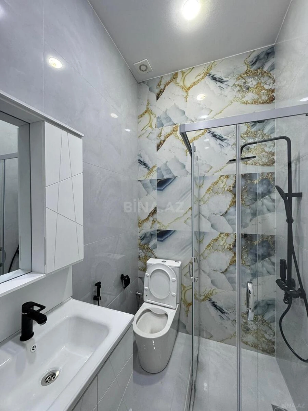 Satılır 4 otaqlı həyət evi 150 m²