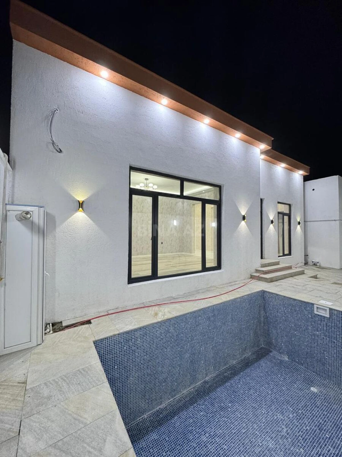 Satılır 4 otaqlı həyət evi 150 m²