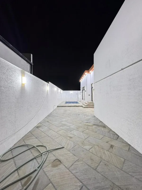 Satılır 4 otaqlı həyət evi 150 m²