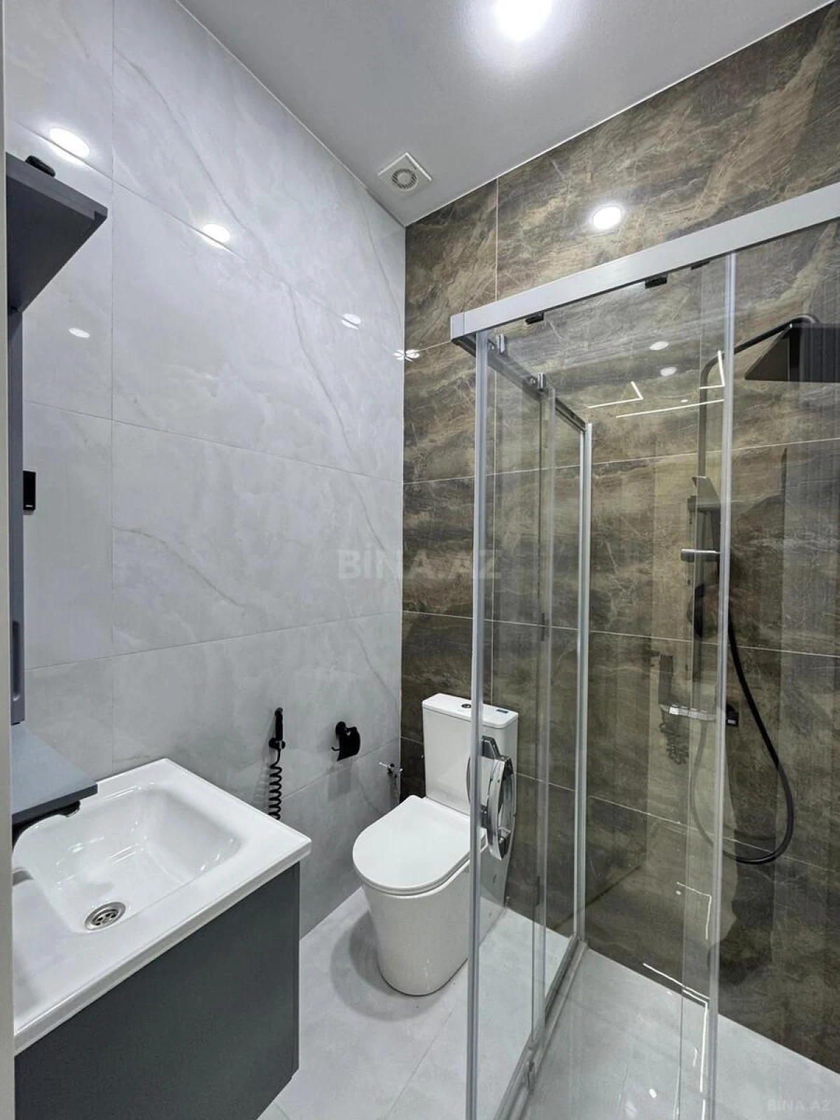 Satılır 4 otaqlı həyət evi 150 m²