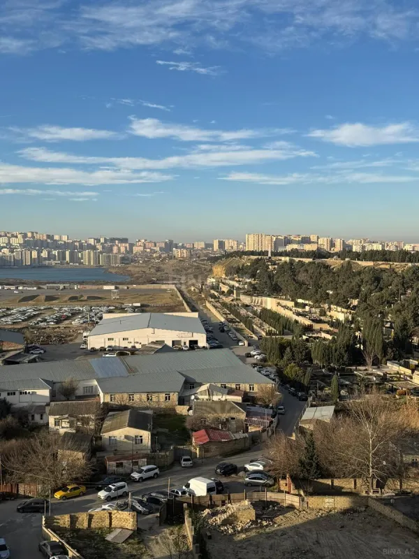 Satılır 4 otaqlı mənzil 168 m²