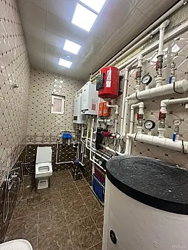 Kirayə verilir obyekt 295 m²