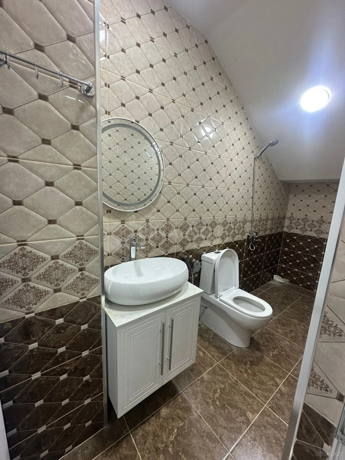 Kirayə verilir obyekt 295 m²