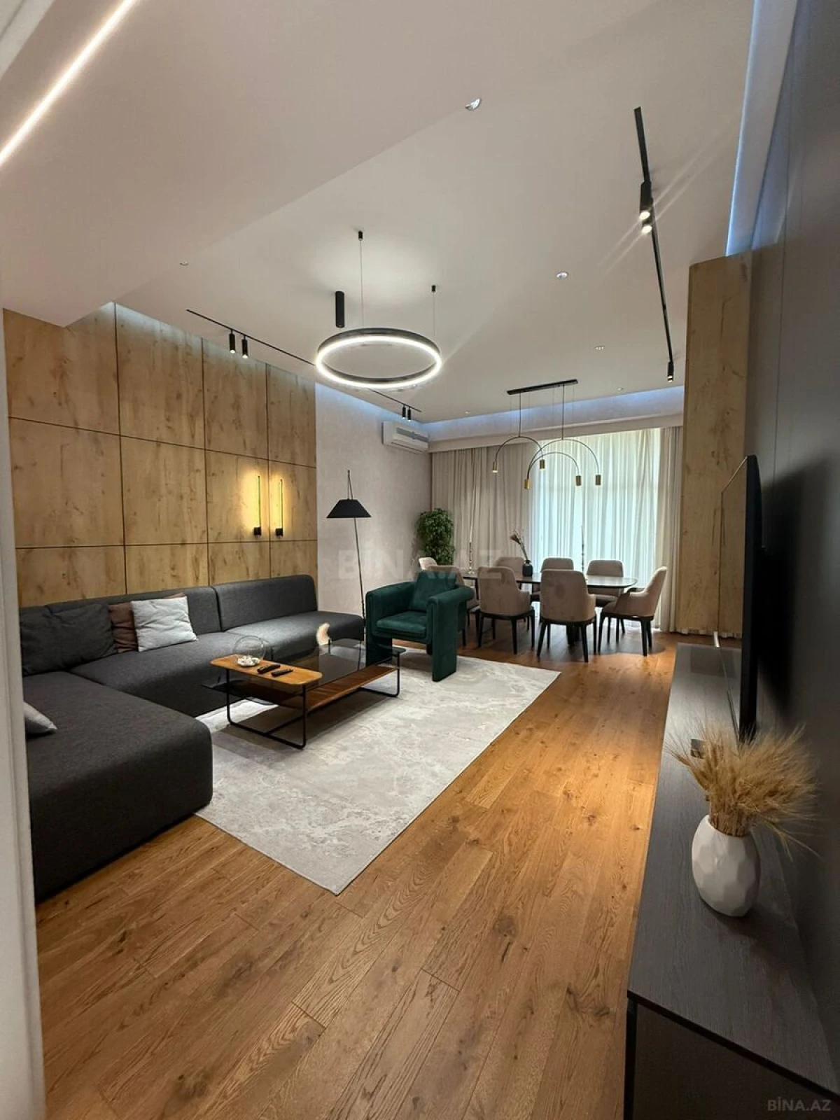 Kirayə verilir 3 otaqlı mənzil 140 m²