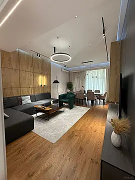 Kirayə verilir 3 otaqlı mənzil 140 m²