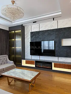 Kirayə verilir 4 otaqlı mənzil 250 m²