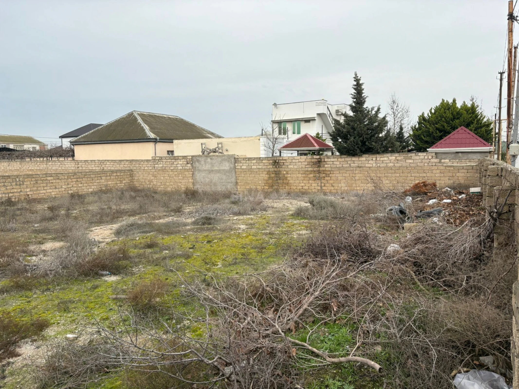 Satılır torpaq sahəsi 10 m²