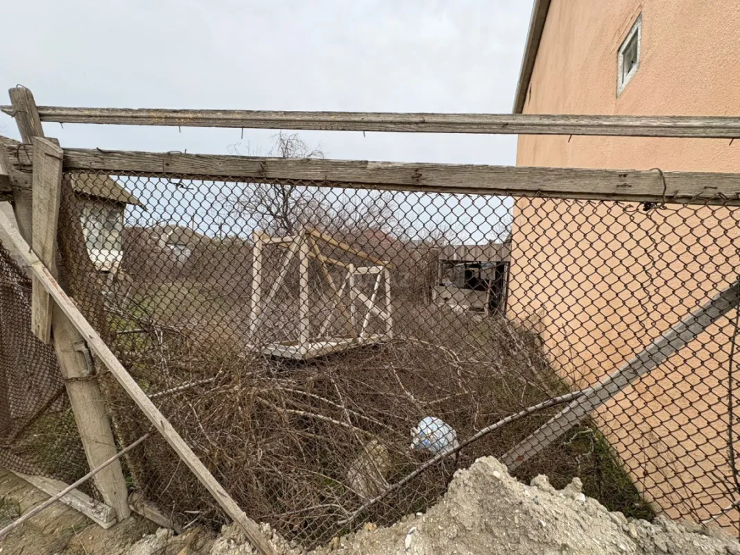 Satılır torpaq sahəsi 10 m²