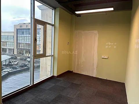 Kirayə verilir 8 otaqlı ofis 600 m²