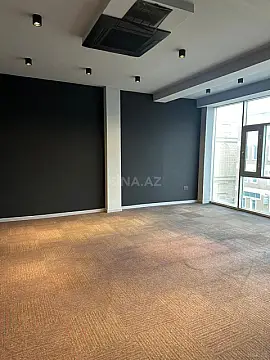 Kirayə verilir 8 otaqlı ofis 600 m²