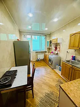 Satılır 2 otaqlı mənzil 75 m²