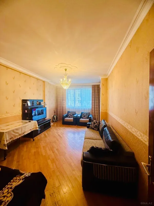 Satılır 2 otaqlı mənzil 75 m²