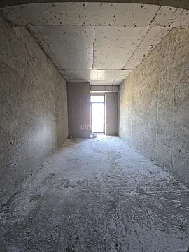 Satılır 3 otaqlı mənzil 180 m²