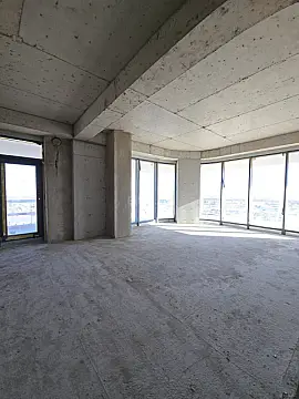 Satılır 3 otaqlı mənzil 180 m²