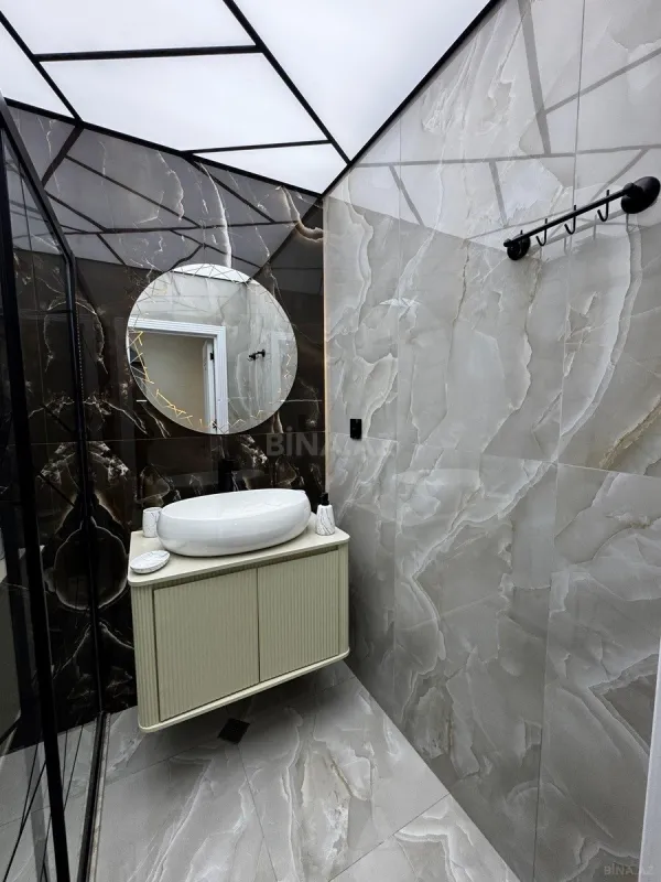 Satılır 2 otaqlı mənzil 70 m²